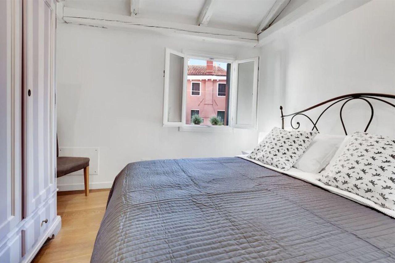Pozzo Roverso Apartament